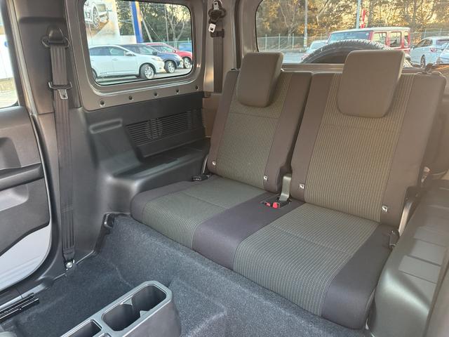 ジムニーシエラ ＪＣ　社外ＳＤナビ・フルセグＴＶ・ＤＶＤ・Ｂｌｕｅｔｏｏｔｈ・ＭＳＶ　クルーズコントロール　ＬＥＤヘッドライト　フォグランプ　ヒルディセントコントロール　社外マフラー　純正マッドガード　オートライト（17枚目）