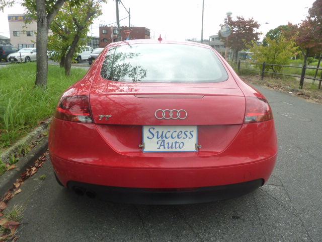 ＴＴクーペ ２．０ＴＦＳＩ　レッドが似合う大人の方々へ（6枚目）