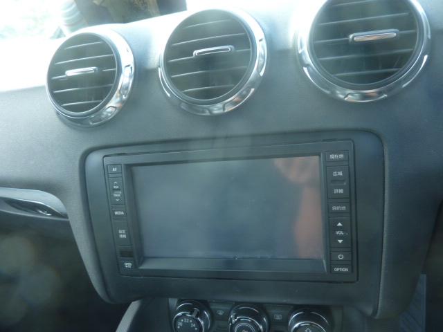ＴＴクーペ ２．０ＴＦＳＩ　レッドが似合う大人の方々へ（23枚目）