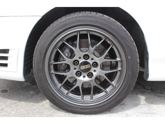 スカイライン ２５ＧＴターボ　純正５速　当店買取車輌　ＢＢＳ１７インチアルミ　ＨＫＳマフラー　レカロシート　パナソニックナビ　フルセグ　ドライブレコーダー　クスコタワーバー（44枚目）