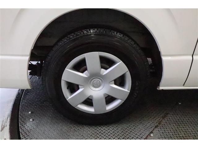 ハイエースバン ロングDX 4WD キーレスエントリー ETC バックカメラ ワンセグ メモリーナビ 盗難防止システム 横滑り防止装置 ミュージックプレイヤー接続可 衝突防止システム エアバッグ エアコン パワーステアリング(18枚目)