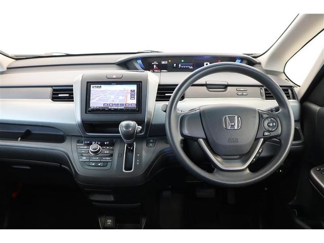 フリード＋ Ｇ　４ＷＤ　メモリーナビ　ＥＴＣ　バックカメラ　両側電動スライドドア　アルミホイール　フルセグ　ＤＶＤ再生　衝突防止システム　スマートキー　盗難防止システム　横滑り防止装置　ミュージックプレイヤー接続可（4枚目）
