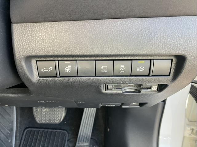 ハリアーPHEV Z 4WD メモリーナビ ETC バックカメラ 革シート アルミホイール フルセグ オートクルーズコントロール 100V電源 衝突防止システム LEDヘッドランプ スマートキー パワーシート ワンオーナー(10枚目)