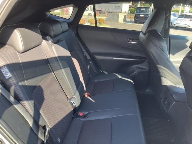 ハリアーPHEV Z 4WD メモリーナビ ETC バックカメラ 革シート アルミホイール フルセグ オートクルーズコントロール 100V電源 衝突防止システム LEDヘッドランプ スマートキー パワーシート ワンオーナー(14枚目)