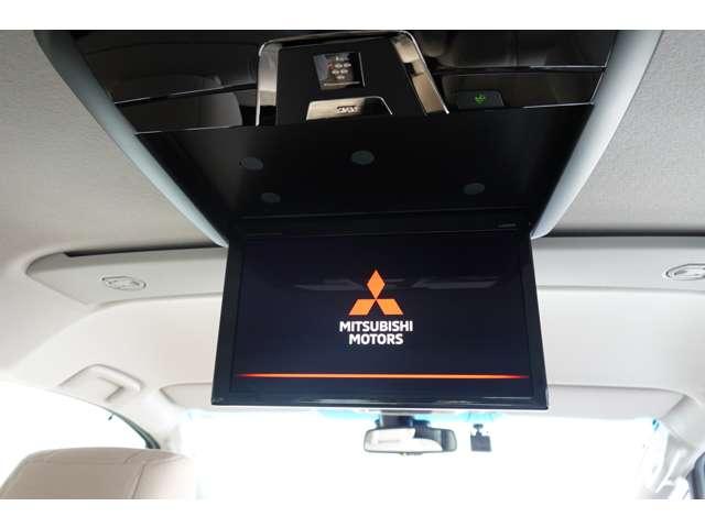 デリカD:5 P オリジナル10.1型ナビ 後席モニター(19枚目)
