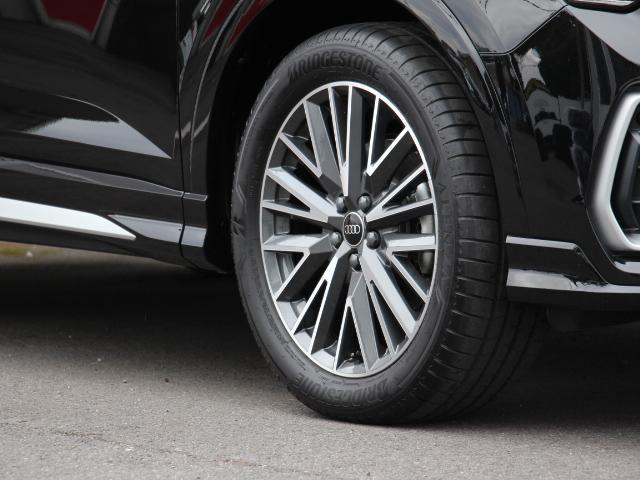 Ｑ３スポーツバック ３５ＴＦＳＩ　Ｓライン　パーシャルレザー／コンビニエンス＆アシスタンスＰＫ／プラスＰＫ／スマートフォンインターフェイス／ＡｐｐｌｅＣａｒＰｌａｙシートヒーター／スマホ充電／アダプティブクルコン／バーチャルコックピット／禁煙（5枚目）