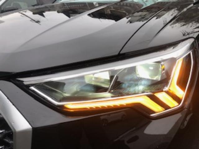 Ｑ３スポーツバック ３５ＴＦＳＩ　Ｓライン　パーシャルレザー／コンビニエンス＆アシスタンスＰＫ／プラスＰＫ／スマートフォンインターフェイス／ＡｐｐｌｅＣａｒＰｌａｙシートヒーター／スマホ充電／アダプティブクルコン／バーチャルコックピット／禁煙（6枚目）