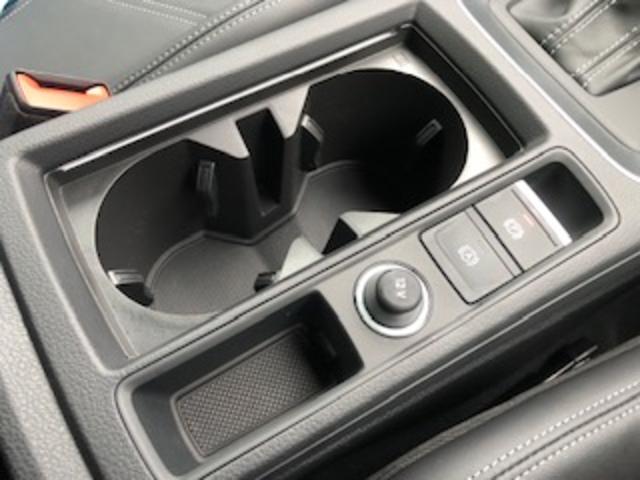 Ｑ３スポーツバック ３５ＴＦＳＩ　Ｓライン　パーシャルレザー／コンビニエンス＆アシスタンスＰＫ／プラスＰＫ／スマートフォンインターフェイス／ＡｐｐｌｅＣａｒＰｌａｙシートヒーター／スマホ充電／アダプティブクルコン／バーチャルコックピット／禁煙（30枚目）