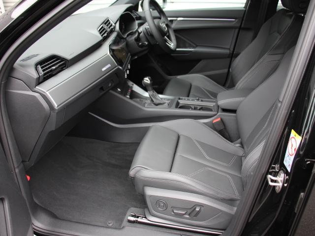 Ｑ３スポーツバック ３５ＴＦＳＩ　Ｓライン　パーシャルレザー／コンビニエンス＆アシスタンスＰＫ／プラスＰＫ／スマートフォンインターフェイス／ＡｐｐｌｅＣａｒＰｌａｙシートヒーター／スマホ充電／アダプティブクルコン／バーチャルコックピット／禁煙（48枚目）
