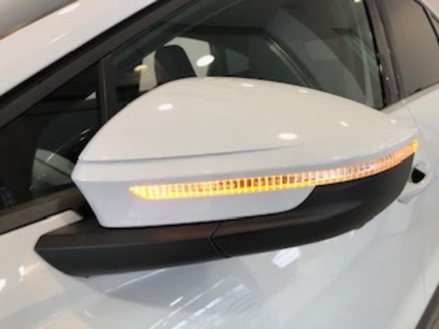 Ｑ４スポーツバック ｅ－トロン ４０　ｅ－ｔｒｏｎ　パーシャルレザー／ＡＤインテリアＰＫ／マトリクスＬＥＤライト／シートヒーター／電動テールゲート／アンビエント／リアＵＳＢ／１９インチＡＷ／アダプティブクルコン／バーチャルコックピット／タイヤ新品／禁煙（7枚目）