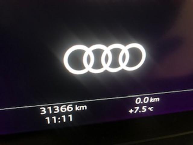 Ｑ４スポーツバック ｅ－トロン ４０　ｅ－ｔｒｏｎ　パーシャルレザー／ＡＤインテリアＰＫ／マトリクスＬＥＤライト／シートヒーター／電動テールゲート／アンビエント／リアＵＳＢ／１９インチＡＷ／アダプティブクルコン／バーチャルコックピット／タイヤ新品／禁煙（17枚目）