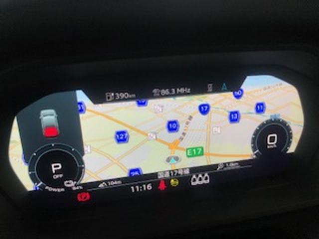 Ｑ４スポーツバック ｅ－トロン ４０　ｅ－ｔｒｏｎ　パーシャルレザー／ＡＤインテリアＰＫ／マトリクスＬＥＤライト／シートヒーター／電動テールゲート／アンビエント／リアＵＳＢ／１９インチＡＷ／アダプティブクルコン／バーチャルコックピット／タイヤ新品／禁煙（24枚目）