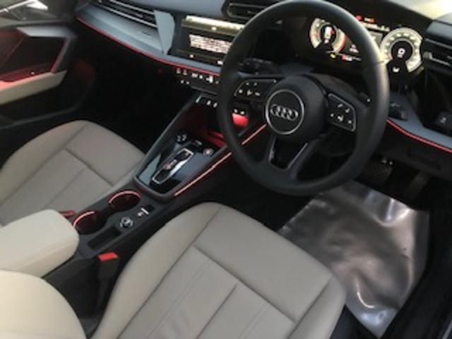 Ａ３セダン ３０ＴＦＳＩアドバンスド　パーシャルレザー／ラグジュアリーＰＫ／コンビニエンス＆アシスタンスライトＰＫ／ナビＰＫＧ／３ゾーンエアコン／シートヒーター／パークアシスト／アダプティブクルコン／バーチャルコックピット／デモカー／禁煙（21枚目）