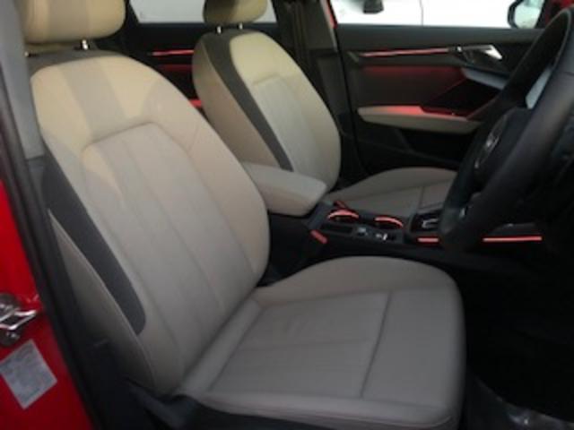 Ａ３セダン ３０ＴＦＳＩアドバンスド　パーシャルレザー／ラグジュアリーＰＫ／コンビニエンス＆アシスタンスライトＰＫ／ナビＰＫＧ／３ゾーンエアコン／シートヒーター／パークアシスト／アダプティブクルコン／バーチャルコックピット／デモカー／禁煙（50枚目）