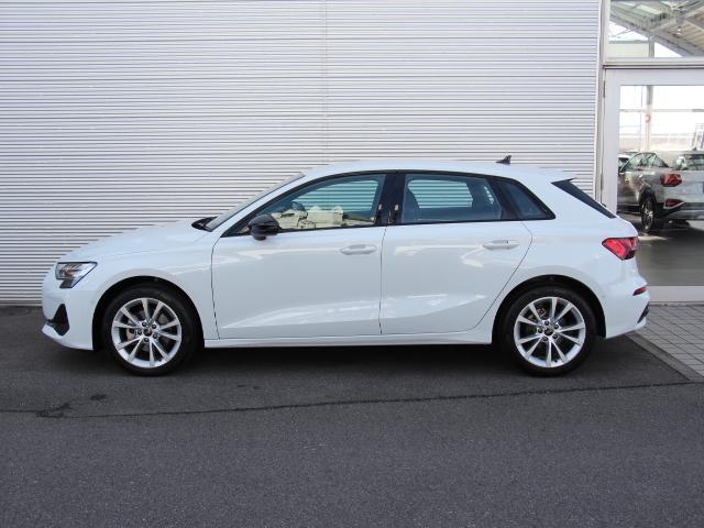 �����\�E����������������p���[�g���C�����̗p�A�f�U�C���f�B�e�[���̑啝�ȃA�b�v�f�[�g���s�����B�V���ɏo�͂W�T���v�i�P�P�U�n�́j�A�ő�g���N�Q�Q�O�m���̂S�C���P�D�T�@�s�e�r�h�G���W���𓋍ځI