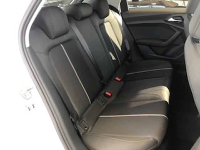 �X�^���_�[�h�V�[�g�^�e�r���[�N���X