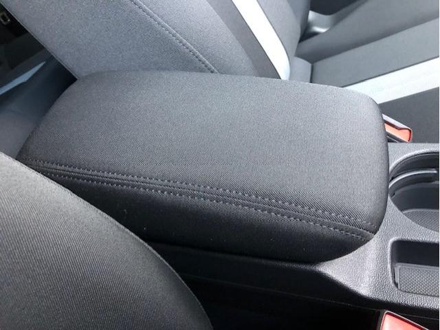 A3セダン 30TFSIアドバンスド コンビニエンス&アシスタンスP/ナビゲーションP/テクノロジーP/地デジTV/パークアシスト/シートヒータ/スマホインターフェイス/スマホ充電/リアUSB/バーチャルコックピット/アダプティブクルコン(36枚目)