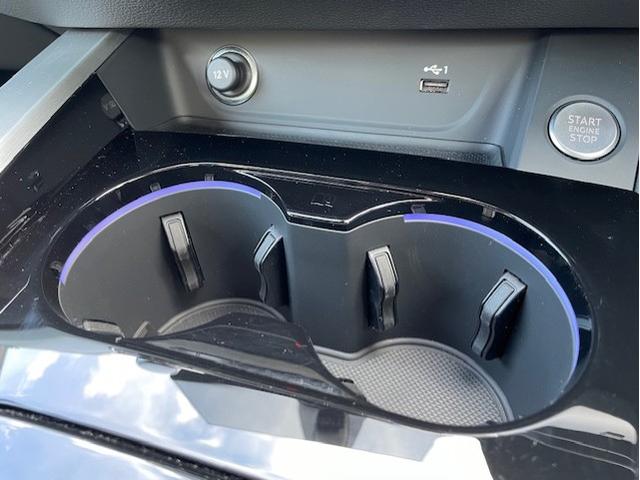 �t�����g�E�h�����N�z���_�[�͂Q�����I�}���`�J���[�A���r�G���g���C�e�B���O�i�u���[�_�����j