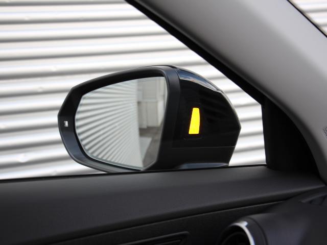 �T�C�h�A�V�X�g�I���p�ɂ���ԗ������m���A�Ԑ��ύX���ȂǂɊ댯���x���E�x������^�]�x���V�X�e���ł��I