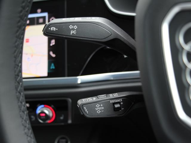 Ｑ３スポーツバック ３５ＴＦＳＩ　ブラックパーシャルレザーシート　コンビニ＆アシスタンスパッケージ　ラグジュアリーパッケージ　パドルシフト　スマートフォンインターフェース　１８インチアルミ　ワンオーナー　禁煙（21枚目）