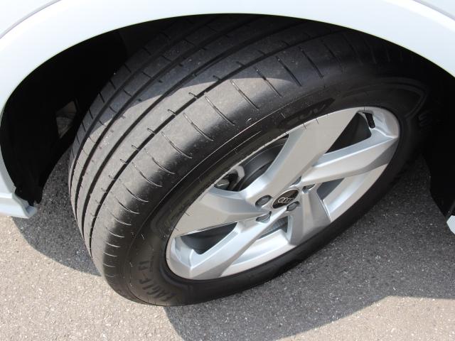 Ｑ３ ３５ＴＤＩクワトロアドバンスド　パーシャルレザー　ラグジュアリーＰＫＧ　コンビニ＆アシスタンスＰＫＧ　ワイヤレススマホ充電　１８インチアルミ　アクティブクルーズコントロール　バーチャルコックピット　禁煙（14枚目）