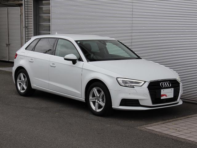 A3 スポーツバック1.4TFSI MMIナビPK/アシスタンスPK/LEDライトPK/アドバンストキー/10スピーカーサウンド/リアカメラ/バーチャルコックピット/アダプティブクルーズコントロール/リアフィルム/ワンオーナー/禁煙(3枚目)
