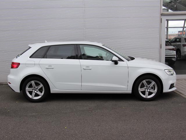 A3 スポーツバック1.4TFSI MMIナビPK/アシスタンスPK/LEDライトPK/アドバンストキー/10スピーカーサウンド/リアカメラ/バーチャルコックピット/アダプティブクルーズコントロール/リアフィルム/ワンオーナー/禁煙(5枚目)