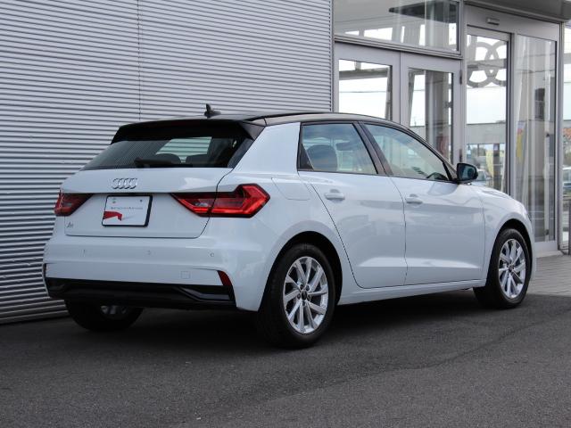 進運転支援システムを用意。危険な状況を検知し、警告また必要に応じて衝突軽減ブレーキを作動するアウディプレセンスフロントを標準装備