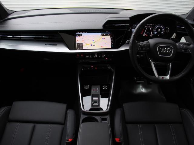 A3 スポーツバック30TFSI Sライン サンルーフ/パーシャルレザー/コンビニエンス&アシスタンス/ラグジュアリー/SLineプラス/ナビP/テクノロジーP/バング&オルフセンサウンド/TV/マトリクスLEDライト/プライバシーガラス/(18枚目)