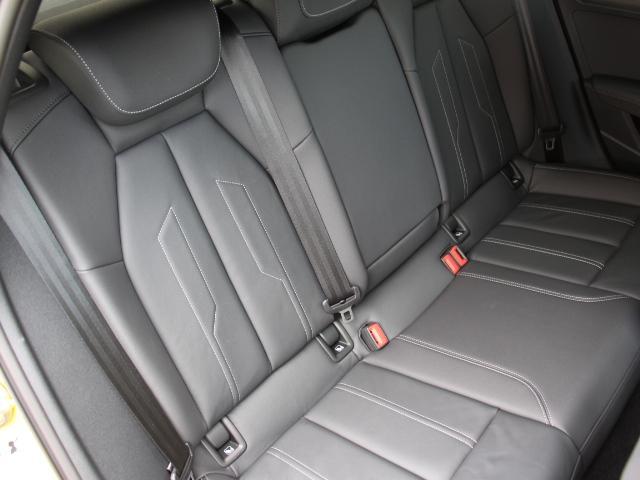 A3 スポーツバック30TFSI Sライン サンルーフ/パーシャルレザー/コンビニエンス&アシスタンス/ラグジュアリー/SLineプラス/ナビP/テクノロジーP/バング&オルフセンサウンド/TV/マトリクスLEDライト/プライバシーガラス/(30枚目)