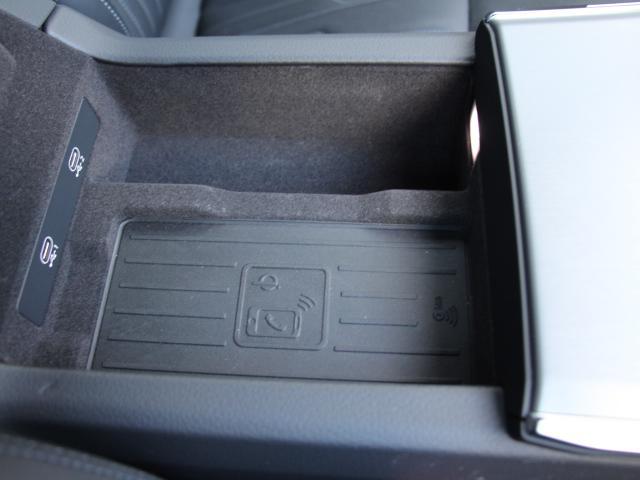 Ａ６アバント ４５ＴＦＳＩクワトロ　スポーツ　Ｓラインパッケージ　バルコナレザー／ＳＬｉｎｅＰラグジュアリーＰ／テクノロジーＰＫベンチレーションシート／マトリクスＬＥＤライト／パークアシスト／ハンドルヒート／シートヒート／バーチャルコックピット／アダプティブクルコン（20枚目）