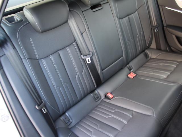 Ａ６アバント ４５ＴＦＳＩクワトロ　スポーツ　Ｓラインパッケージ　バルコナレザー／ＳＬｉｎｅＰラグジュアリーＰ／テクノロジーＰＫベンチレーションシート／マトリクスＬＥＤライト／パークアシスト／ハンドルヒート／シートヒート／バーチャルコックピット／アダプティブクルコン（31枚目）