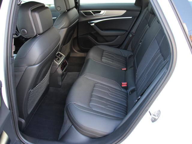 Ａ６アバント ４５ＴＦＳＩクワトロ　スポーツ　Ｓラインパッケージ　バルコナレザー／ＳＬｉｎｅＰラグジュアリーＰ／テクノロジーＰＫベンチレーションシート／マトリクスＬＥＤライト／パークアシスト／ハンドルヒート／シートヒート／バーチャルコックピット／アダプティブクルコン（33枚目）