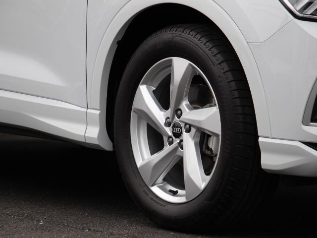 Q3 35TFSIアドバンスド 2025y型/パーシャルレザー/ラグジュアリーP/コンビニ&アシスタンスP/シートヒーター/スマホンインターフェイス/アップルカープレイ/アクティブクルコン/バーチャルコックピット/ワンオーナー/禁煙(10枚目)