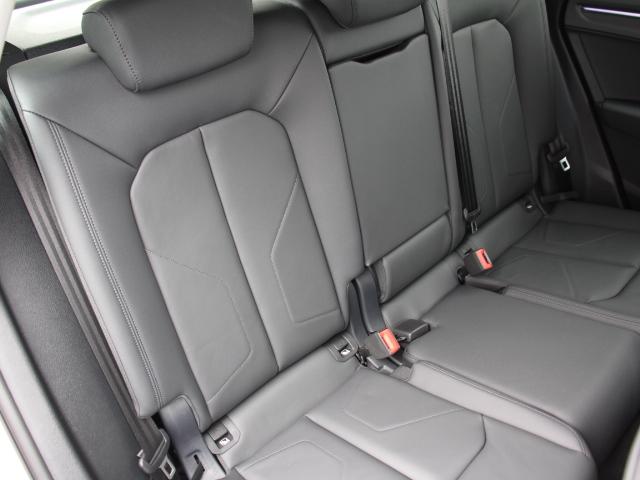 Q3 35TFSIアドバンスド 2025y型/パーシャルレザー/ラグジュアリーP/コンビニ&アシスタンスP/シートヒーター/スマホンインターフェイス/アップルカープレイ/アクティブクルコン/バーチャルコックピット/ワンオーナー/禁煙(28枚目)