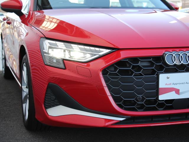 A3 スポーツバック30TFSIアドバンスド 2025y1.5Lエンジンモデル/コンビニエンス&アシスタンスPK/ナビゲーションPK/電動シート/シートヒーター/スマートフォンインターフェイス/パークアシスト/ハイビームアシスト/1オーナー/禁煙(29枚目)