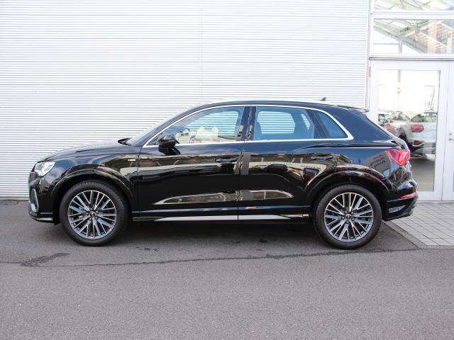 Q3 35TFSI Sライン パーシャルレザーシート/コンビニエンス&アシスタンスPKG/プラスPKG/スマートフォンインターフェイス/Apple CarPlay/ワイヤレスチャージ/19インチアルミ/ワンオーナー/禁煙(4枚目)