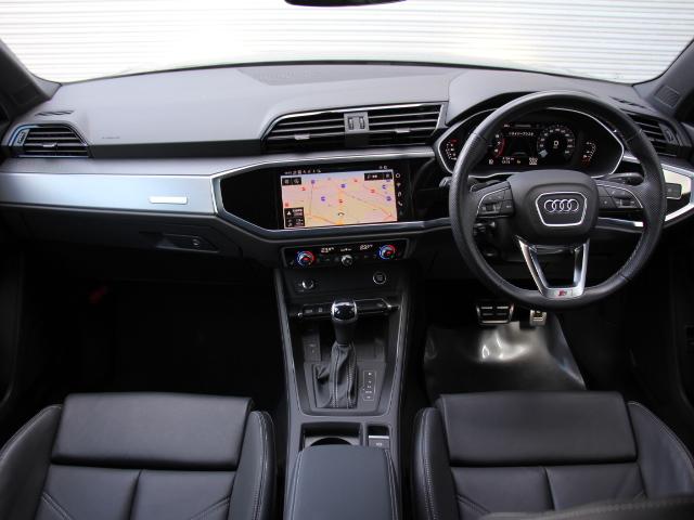 Q3 35TFSI Sライン パーシャルレザーシート/コンビニエンス&アシスタンスPKG/プラスPKG/スマートフォンインターフェイス/Apple CarPlay/ワイヤレスチャージ/19インチアルミ/ワンオーナー/禁煙(9枚目)