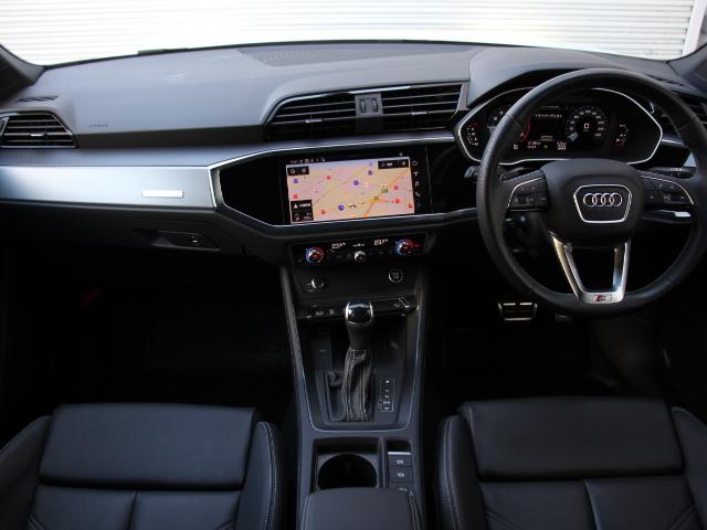 Ｑ３スポーツバック ハイスタイル　３５０台限定車／ＢｌａｃｋＳｔｙｌｅ／パーシャルレザー／ＯＰ２０インチアルミ／コンビニエンス＆アシスタンスＰＫＧ／プラスＰＫＧ／スマートフォンインターフェイス／プライバシーガラス／ダンピングサス／禁煙（9枚目）