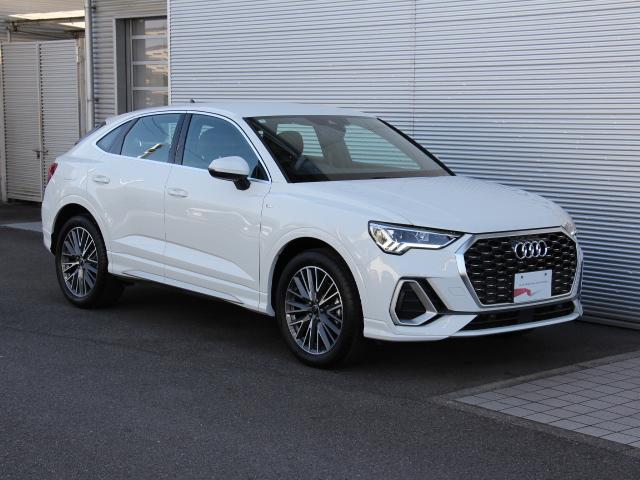 Ｑ３スポーツバック ３５ＴＦＳＩ　Ｓライン　２０２５ｙモデル／パーシャルレザー／コンビニエンス＆アシスタンスＰＫＧ／プラスＰＫＧ／スマートフォンインターフェイス／スマホ充電／バーチャルコックピット／アダプティブクルーズコントロール／禁煙（3枚目）