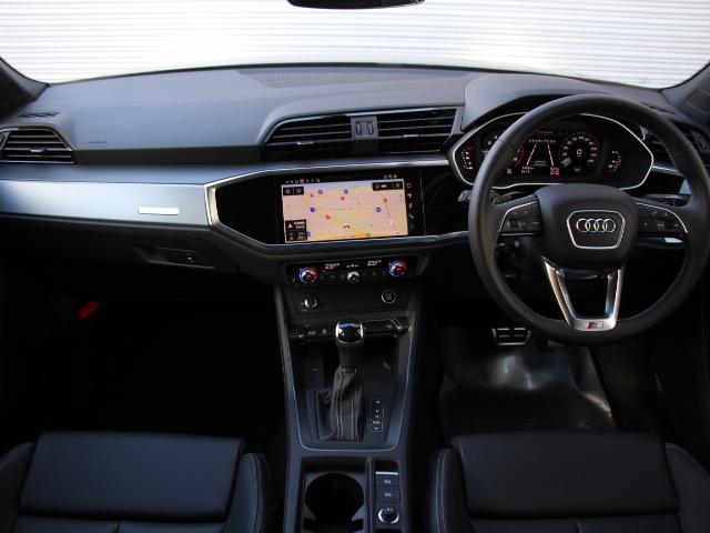 Q3スポーツバック 35TFSI Sライン パーシャルレザー/コンビニエンス&アシスタンスPKG/プラスPKG/スマートフォンインターフェイス/スマホ充電/バーチャルコックピット/アダプティブクルーズコントロール/1オーナー/禁煙(9枚目)