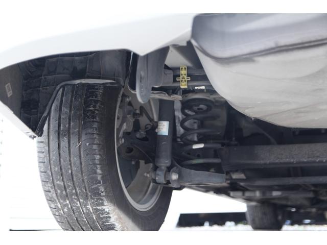 プリウスアルファ S 純正メモリーナビ ワンセグTV バックカメラ プッシュスタート Bluetooth接続 オートライト 純正16インチAW CD再生 アイドリングストップ ETC 電動格納ミラー 横滑り防止装置(28枚目)