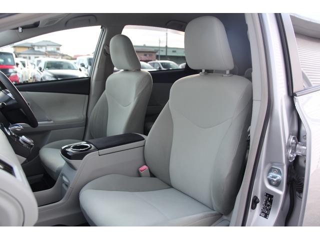 プリウスアルファ S 純正メモリーナビ ワンセグTV バックカメラ プッシュスタート Bluetooth接続 オートライト 純正16インチAW CD再生 アイドリングストップ ETC 電動格納ミラー 横滑り防止装置(30枚目)