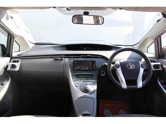 プリウス S 社外メモリーナビ フルセグTV TOM’Sシフトポジションスイッチ 社外16インチAW LEDヘッドライト Bluetooth接続 プッシュスタート オートライト ETC CD・DVD再生 電格ミラー(6枚目)