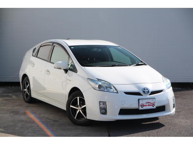 プリウス S 社外メモリーナビ フルセグTV TOM’Sシフトポジションスイッチ 社外16インチAW LEDヘッドライト Bluetooth接続 プッシュスタート オートライト ETC CD・DVD再生 電格ミラー(10枚目)