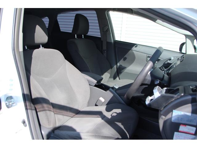 プリウス S 社外メモリーナビ フルセグTV TOM’Sシフトポジションスイッチ 社外16インチAW LEDヘッドライト Bluetooth接続 プッシュスタート オートライト ETC CD・DVD再生 電格ミラー(17枚目)