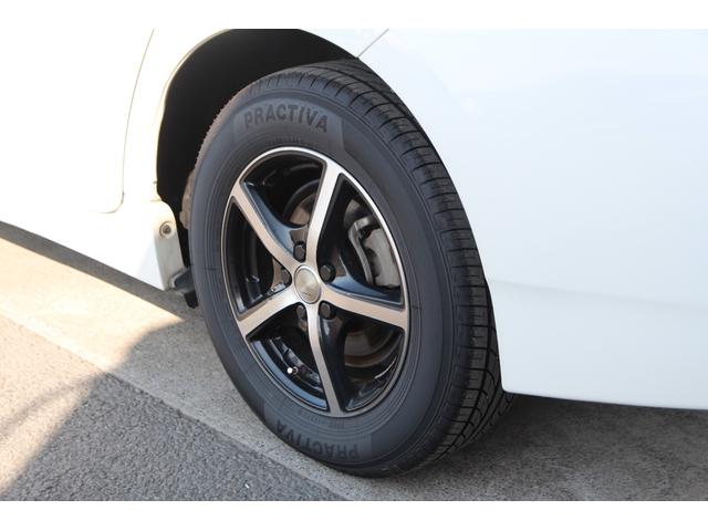 プリウス S 社外メモリーナビ フルセグTV TOM’Sシフトポジションスイッチ 社外16インチAW LEDヘッドライト Bluetooth接続 プッシュスタート オートライト ETC CD・DVD再生 電格ミラー(24枚目)