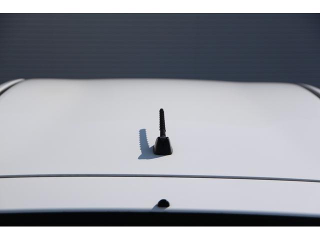 プリウス S 社外メモリーナビ フルセグTV TOM’Sシフトポジションスイッチ 社外16インチAW LEDヘッドライト Bluetooth接続 プッシュスタート オートライト ETC CD・DVD再生 電格ミラー(27枚目)