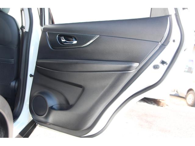 エクストレイル 20Xtt エマージェンシーブレーキパッケージ 純正SDナビ フルセグTV 全周囲カメラ スマートキー ETC 電動リアゲート オートクルコン ミュージックサーバー Bluetooth接続 社外ドライブレコーダー シートヒーター オートライト(32枚目)