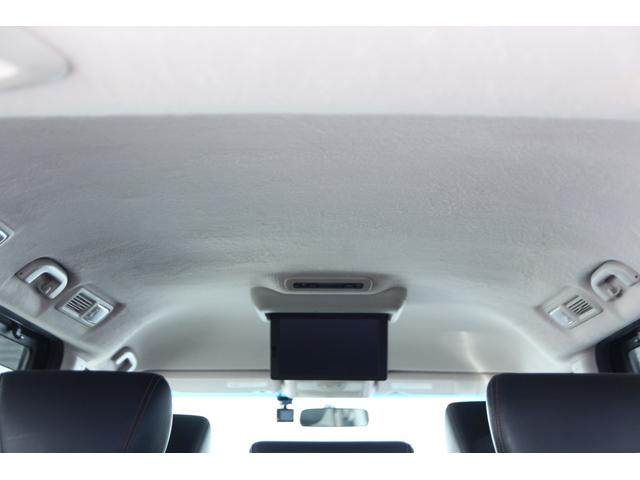 エルグランド ２５０ハイウェイスター　ＴＥＩＮ製車高調　後席モニター　社外２０インチＡＷ　両側パワースライドドア　純正メモリーナビ　フルセグ　バックカメラ　オートクルーズ　ハーフレザーシート　ＣＤ・ＤＶＤ再生　ＬＥＤヘッドライト　ＥＴＣ（17枚目）